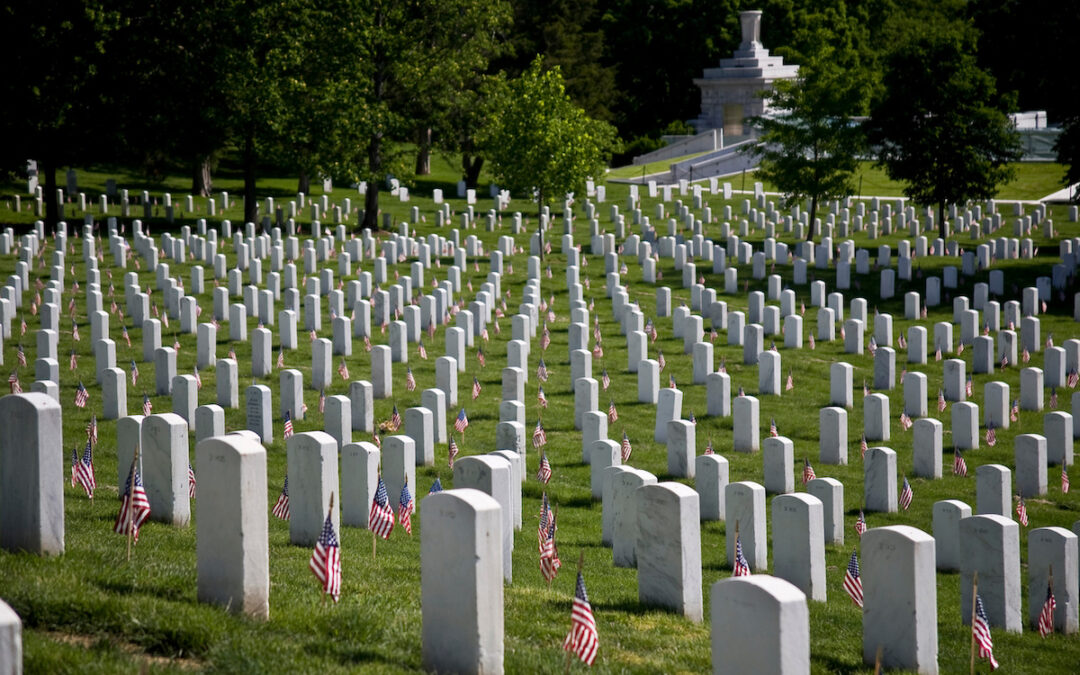 Caring for Veterans’ Graves This Memorial Day with Respectful Headstone Cleaning